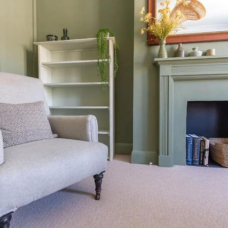 Luxuriously Designed 3 Bedroom Apartment In Clapham London Eksteriør billede
