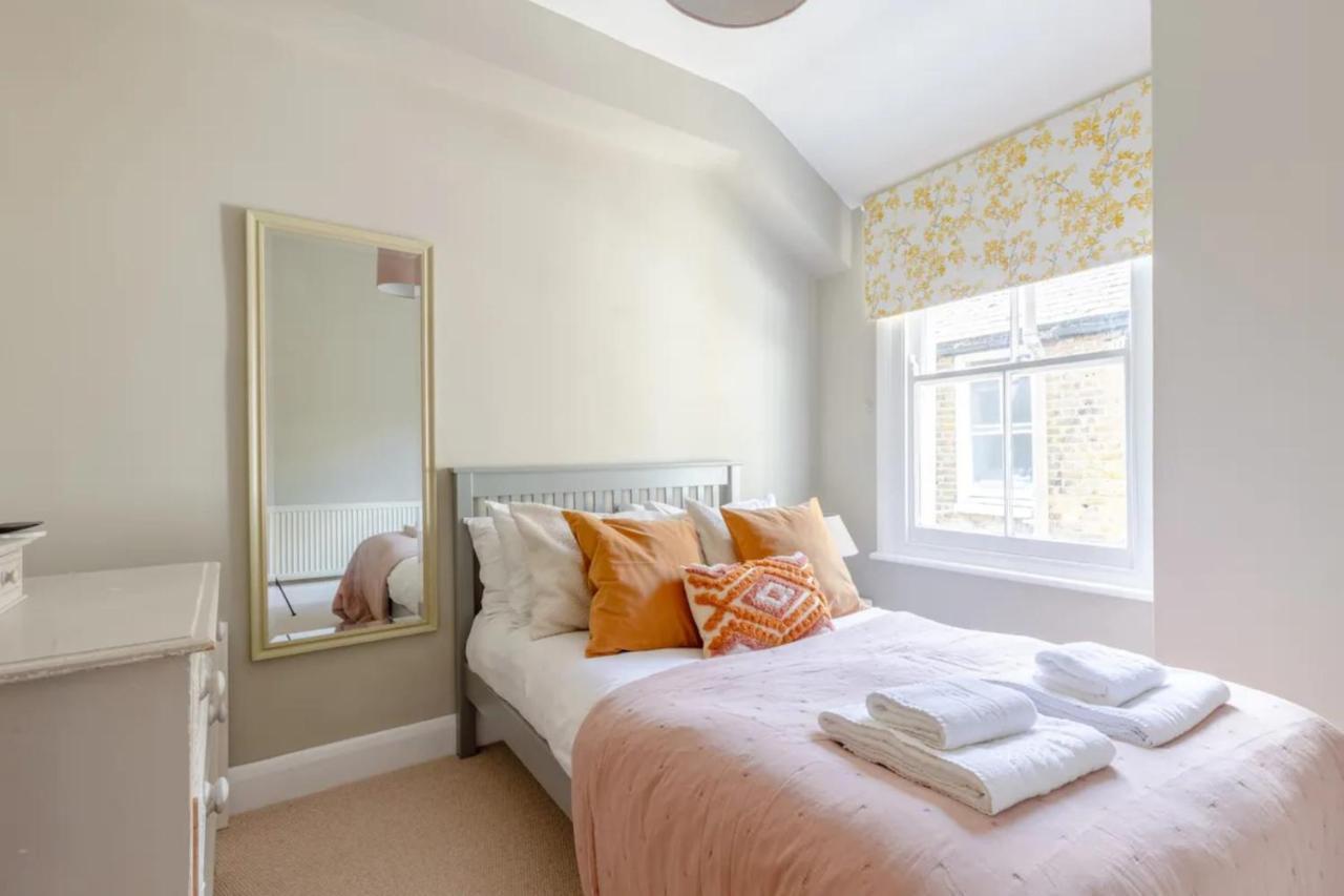 Luxuriously Designed 3 Bedroom Apartment In Clapham London Eksteriør billede