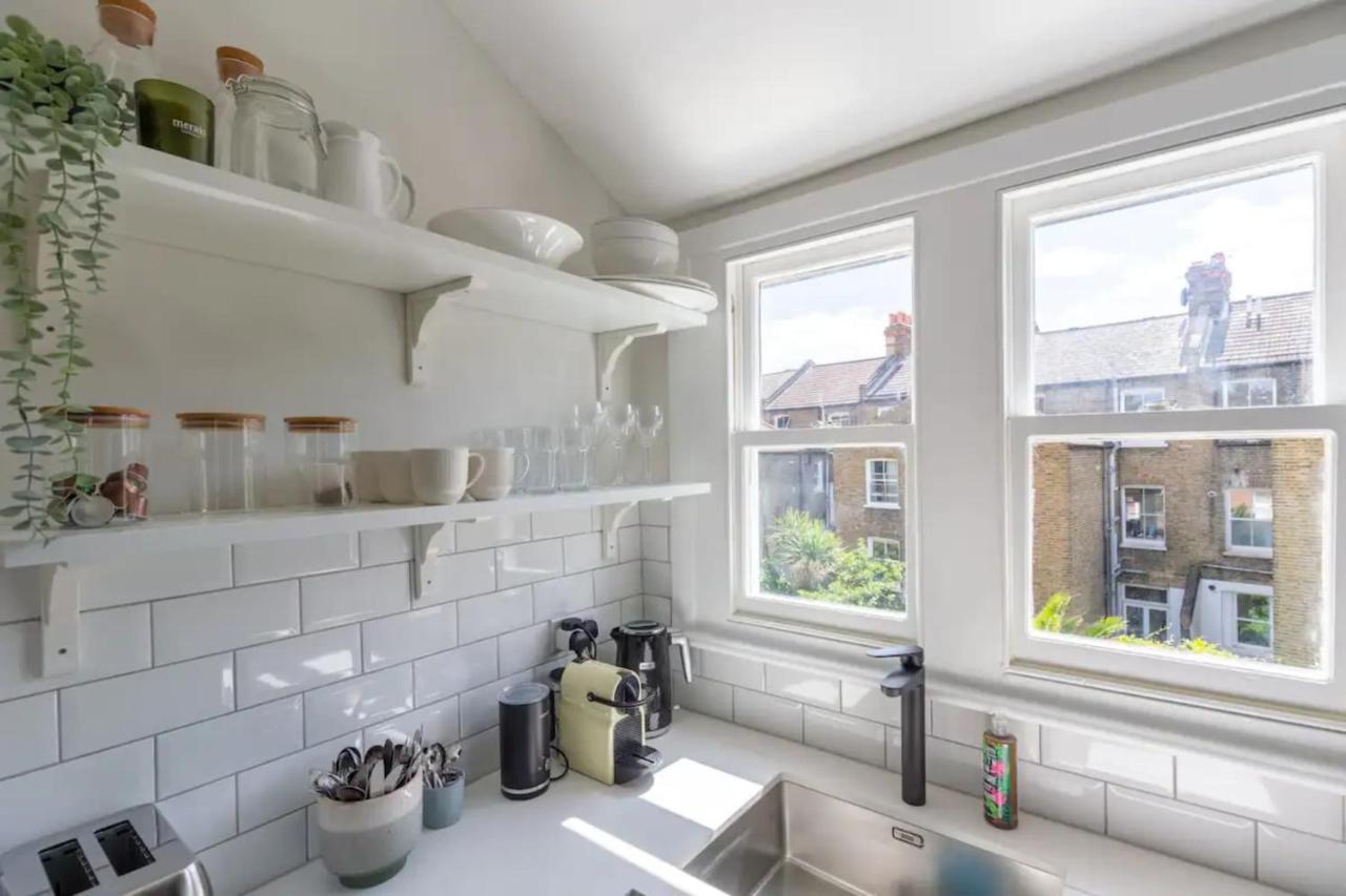 Luxuriously Designed 3 Bedroom Apartment In Clapham London Eksteriør billede